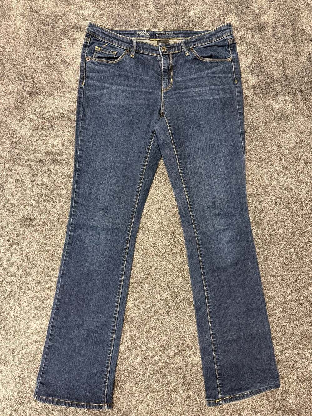 Mossimo Womens Mid-Rise Denim Bootcut Denim Jeans 8L Long Inseam Modern